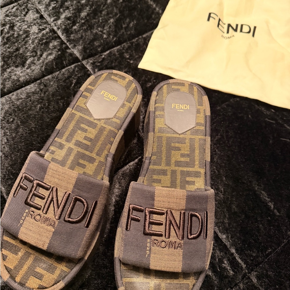 Fendi Platform Sandals - Picture 10 of 10